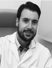 Dr. Alvar García